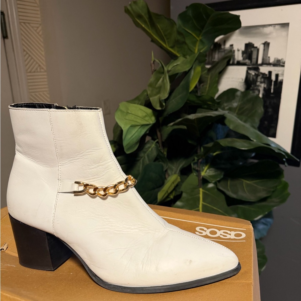 ASOS White Boots with Gold Chain Accent
